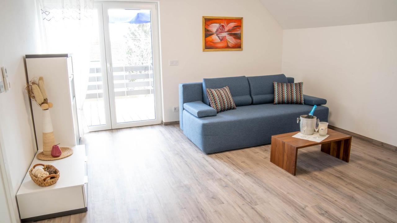 Bk Appartement Balatonfured Exterior photo