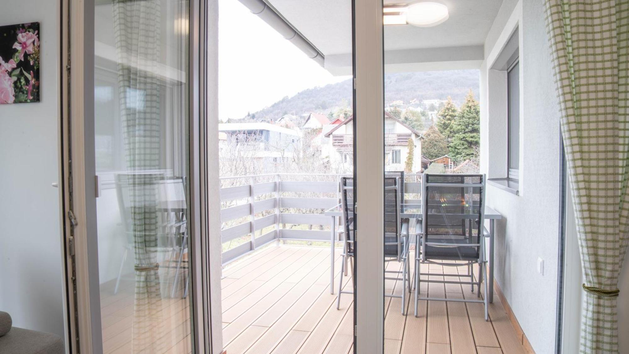 Bk Appartement Balatonfured Exterior photo
